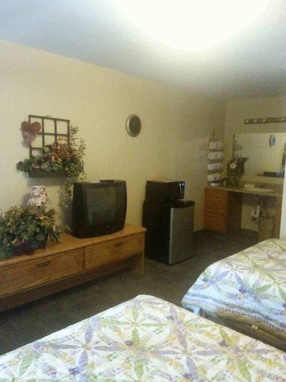Taneycomo Lakefront Resort Bull Creek Zimmer foto