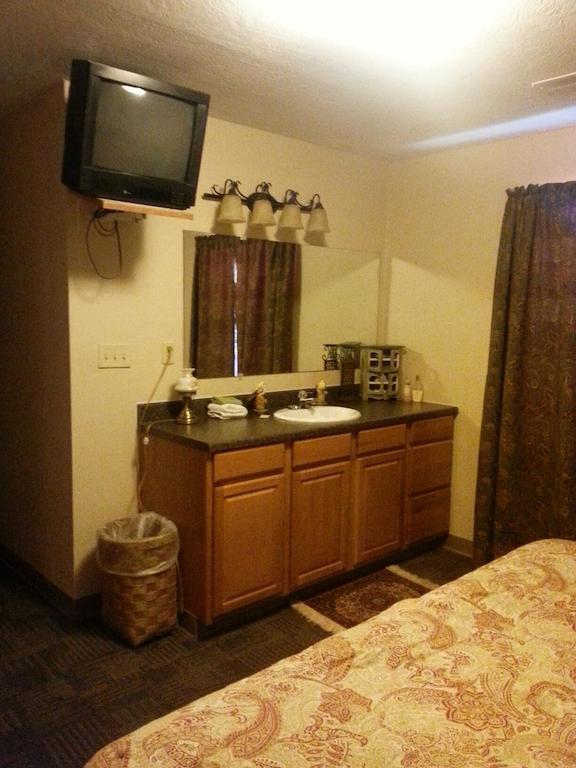 Taneycomo Lakefront Resort Bull Creek Zimmer foto